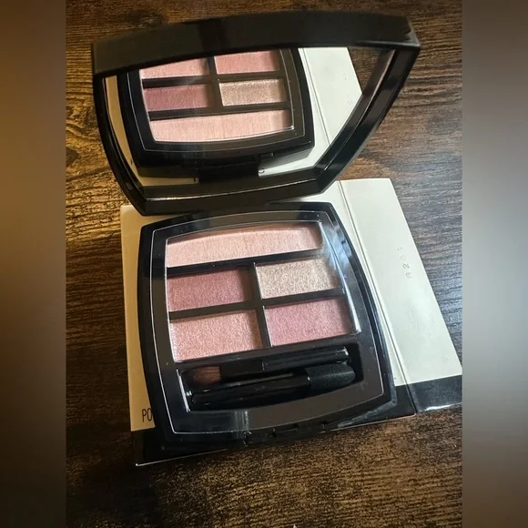 Chanel LES BEIGES Healthy Glow Natural Eyeshadow Palette - Picture 2 of 6